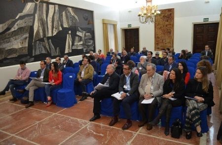 La industria onubense aporta unos 1.600 millones de euros al valor añadido bruto provincial