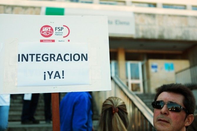 UGT exige que se cumplan los acuerdos para la integración del personal de mantenimiento de los hospitales