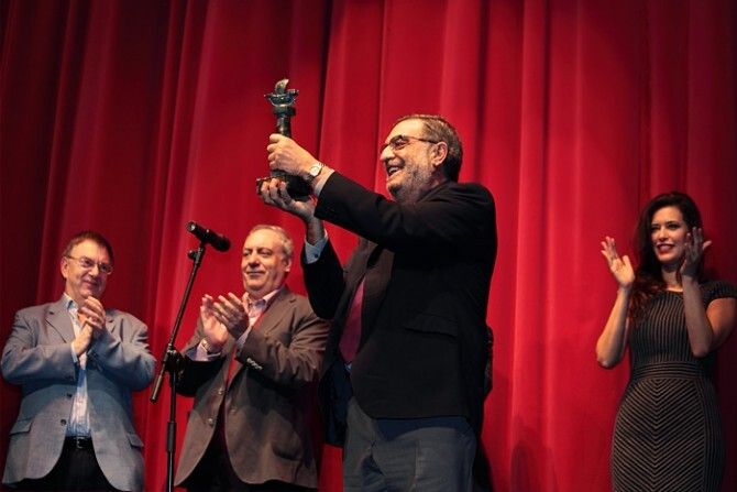 Huelva distingue los 25 años de dedicación de la Academia