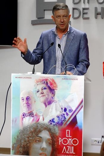 Llega a los cines este viernes el largometraje 'El pomo azul', rodada en parte en las playas de Mazagón