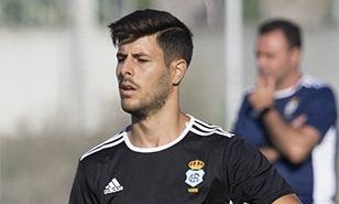 Carlos Martínez no jugará ante el Cartagena por unas molestias en la espalda