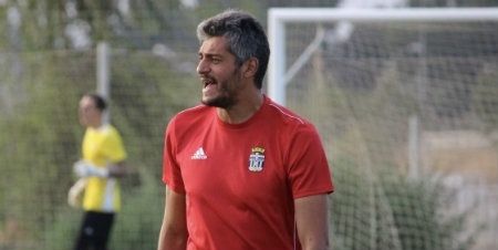 Munúa: 'El Recre es un equipo muy sólido que utiliza muy bien las bandas'