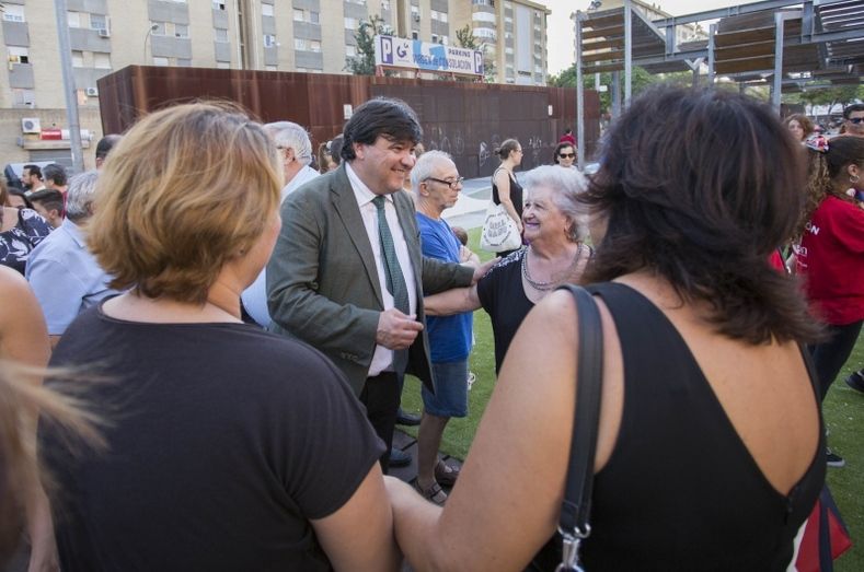 Abre el nuevo Parque Infantil y un Circuito Biosaludable en la Plaza de la avenida Galaroza