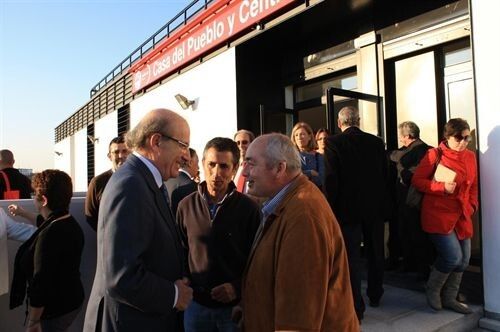 Pastrana inaugura la nueva sede de UGT, destinada a la actividad formativa