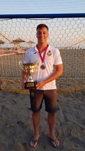 Carlos González toca con España el cielo de Buenos Aires