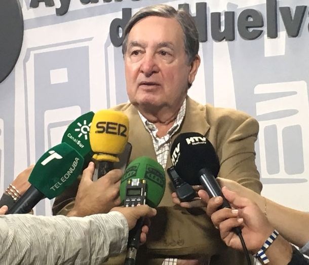 Figueroa propone sustituir las multas para quienes ensucien la ciudad por trabajos en beneficio de la comunidad