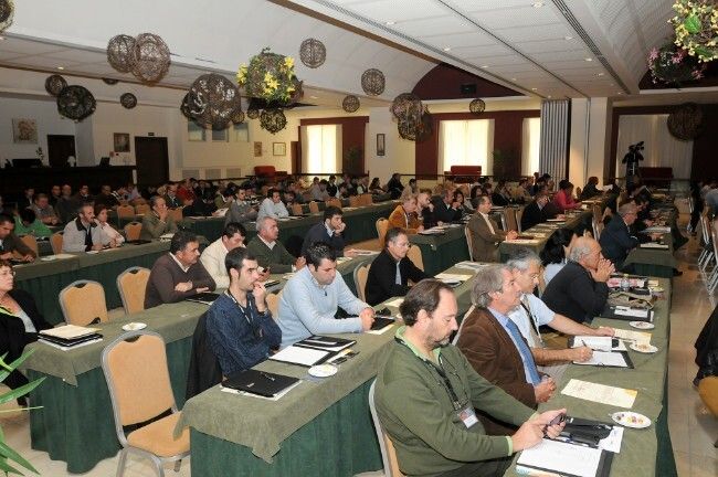 Más de 500 profesionales asisten a las XXVIII Jornadas Agrícolas y Comerciales