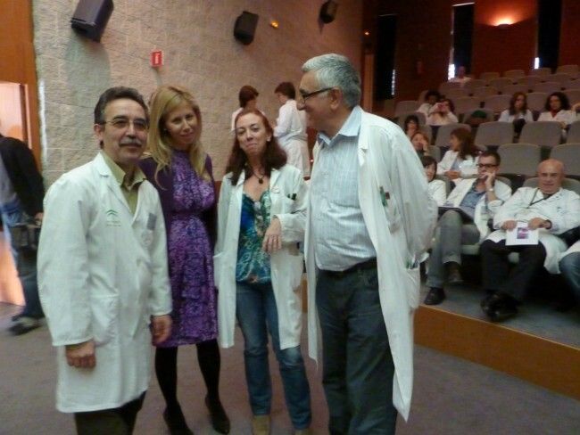 El Juan Ramón reúne a profesionales y ONGs en una jornada conmemorativa del Día Mundial del Sida