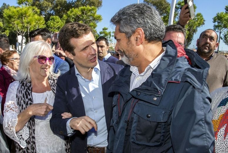 Casado asegura en Huelva que el PP romperá la 'inercia' que está 'arruinando' a Andalucía tras 40 años de PSOE