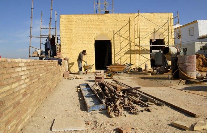 El Ayuntamiento de Palos construye un mirador en la calle Vicente Yánez Pinzón