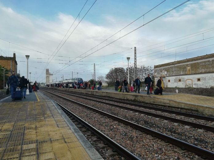 Una nueva incidencia en el Alvia Huelva-Madrid obliga a transbordar a los pasajeros hasta Sevilla en bus