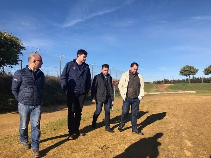 Comienzan las obras para la construcción de una nueva pista de atletismo y el campo de fútbol de césped artificial en Valverde