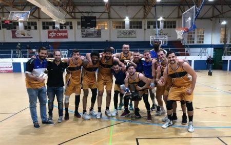 Juan Toledo lidera la tercera victoria seguida del Krypteia Huelva (51-66)