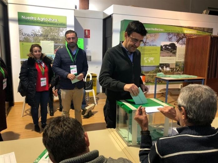 Mario Jiménez pide a los andaluces que con sus votos 'defiendan a Andalucía de quienes no nos consideran'