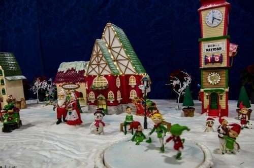 Aqualon abre su Belén de Barbies, Brats, Kens, Madelman, Action Man y Nancys