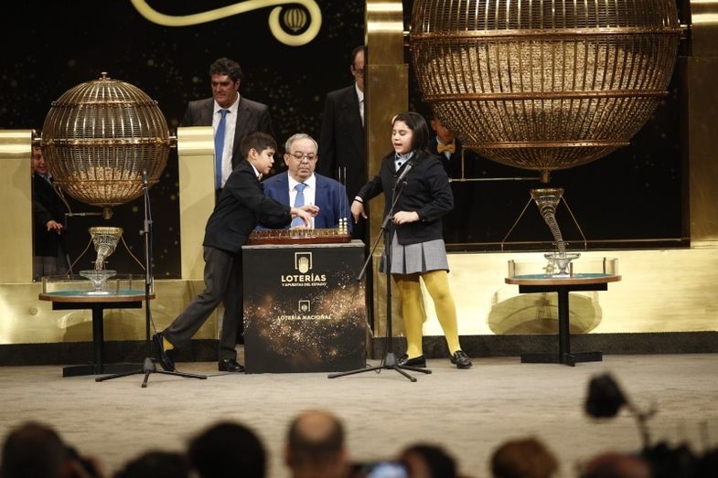 Parte de un quinto premio se queda en Huelva