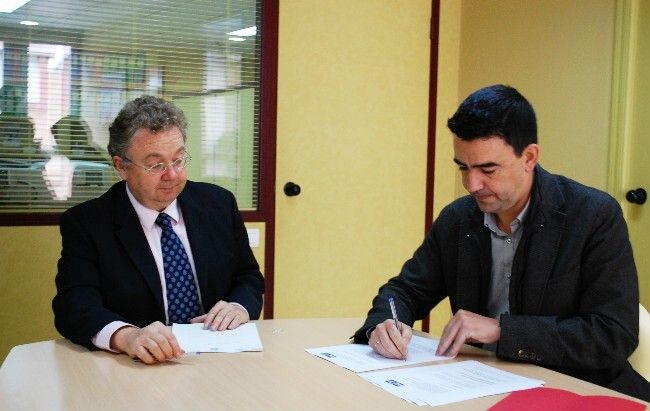 El PSOE anuncia que Fomento adjudica a Ferrovial la ejecución de la variante Beas-Trigueros