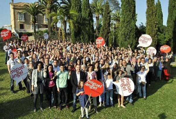 El PSOE de Valverde presenta a sus 312 agentes electorales