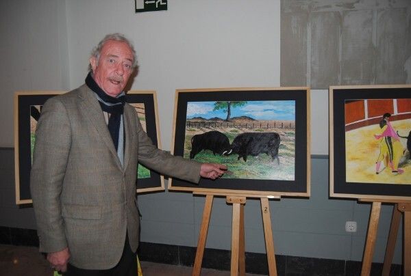 Pepe Salas expone por primera vez en Cartaya su colección taurina
