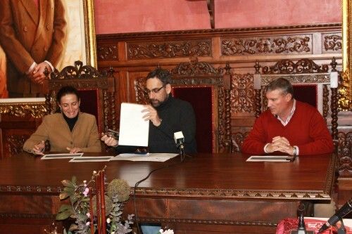 Guadiodiel firma contratos por valor de 71.773 euros