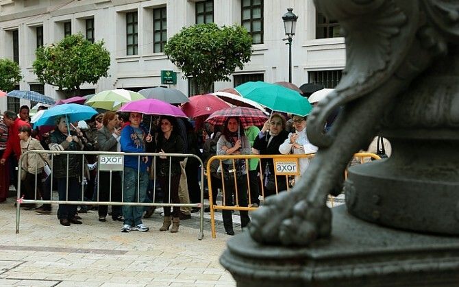 Lamentos por un Jueves Santo malogrado por la lluvia
