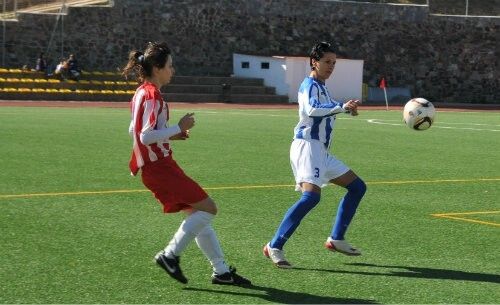 Triunfo a la ruleta rusa del Sporting (4-2)