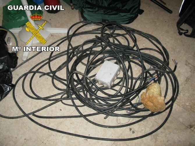 Detenidos los autores del robo de cable que afectó al alumbrado público de Cartaya