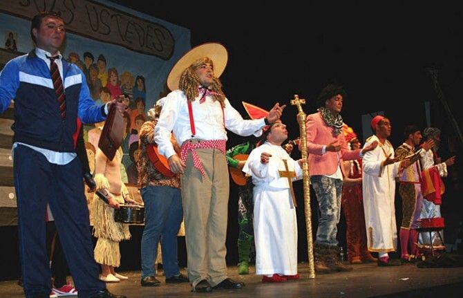 Las agrupaciones dan el pistoletazo de salida al carnaval en Cartaya