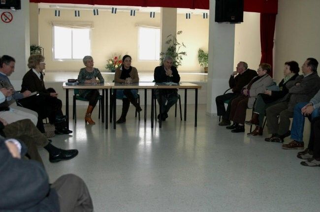 El Ayuntamiento propone reubicar en espacios municipales a las asociaciones con problemas de alquiler