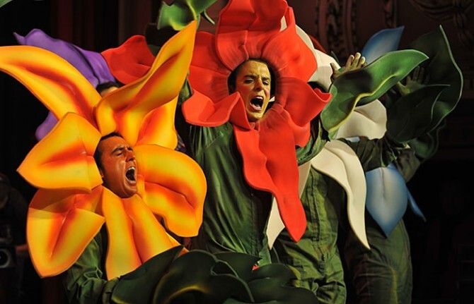 'La pandilla del Agromán' y 'Los señores' se imponen en la final del Carnaval Colombino