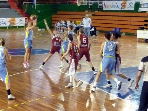 El Marsol Conquero más cerca del sueño (76-66)