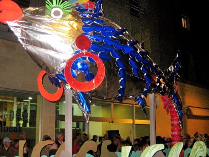 Punta Umbría entierra este miércoles a la Sardina del Carnaval de la Luz