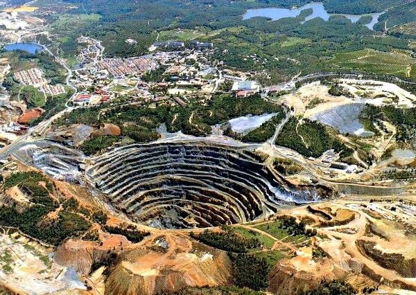 La Plataforma por la Apertura de la Mina pide una ventanilla única para agilizar los proyectos