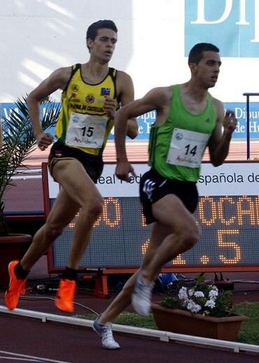 Cuatro atletas onubenses retan a la utopía en el Nacional Absoluto en pista cubierta