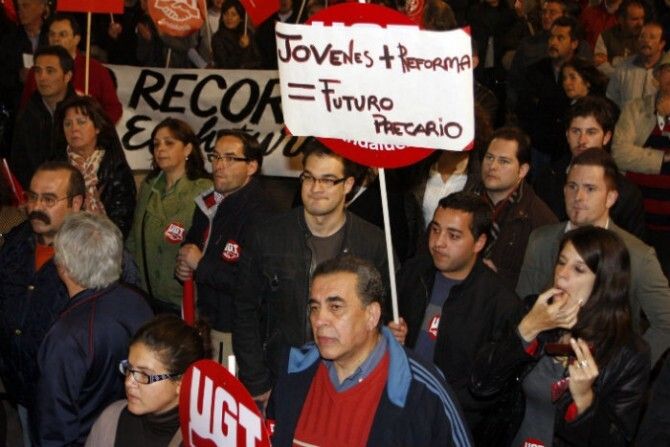 Varios miles de onubenses redoblan el rechazo a la Reforma Laboral