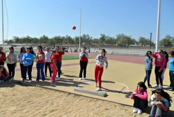 200 jóvenes participan en Cartaya en las Olimpiadas de Secundaria