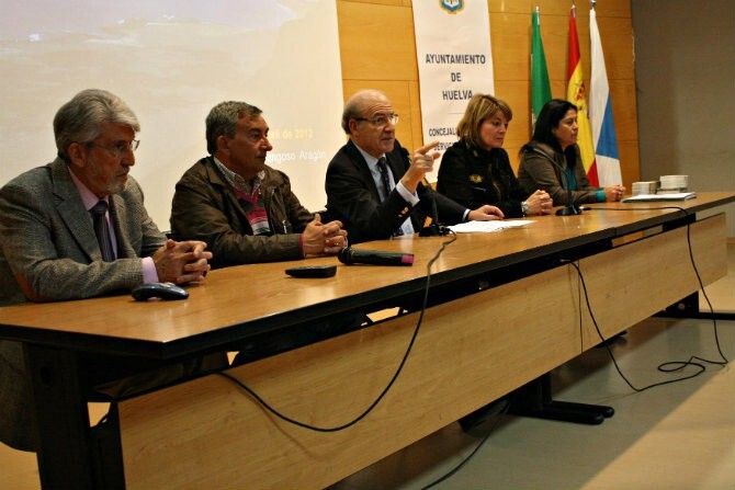 Las escuelas de padres 2011-2012 se clausuran con un alegato de Cristóbal Gangoso