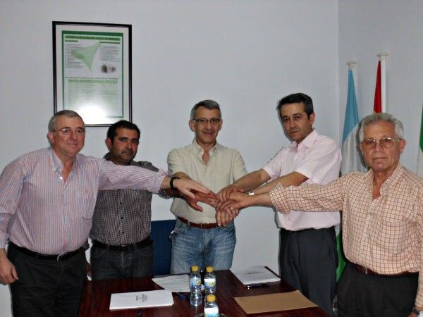 Coopinte de Bonares velará por la salud visual de sus asociados