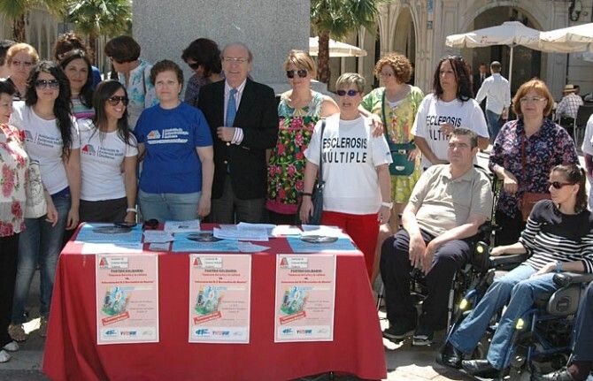 Apoyo municipal para el partido de concienciación contra la esclerosis