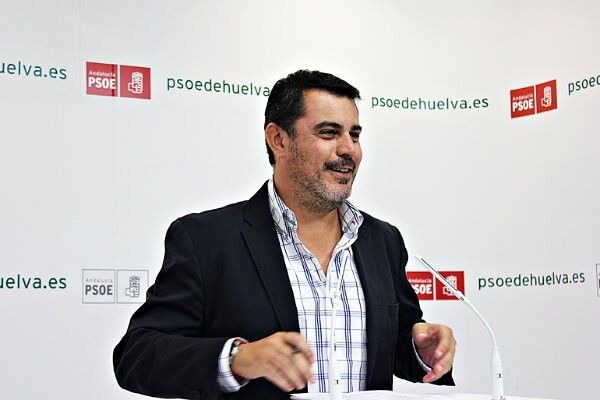 El PSOE asegura que la Junta mantendrá los 2.300 empleos públicos en Huelva 'que el PP quería eliminar'