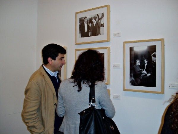 Más de 850 personas visitan la exposición del Anuario Gráfico 'Huelva 2011'