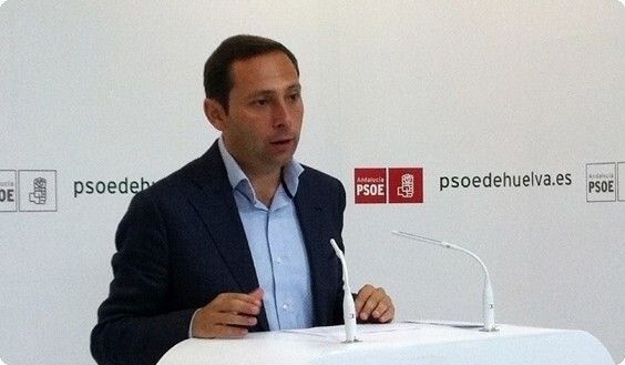 El PSOE denuncia que el PP 'ha dejado a Emtusa en el mismo punto del año 99'
