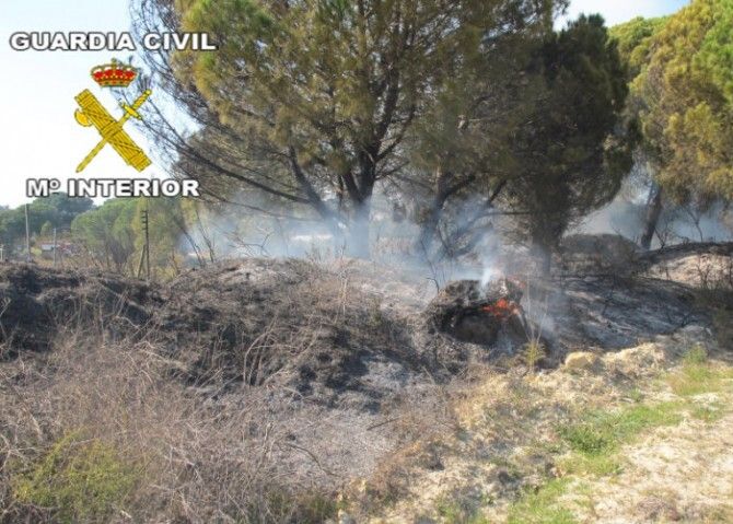 La Guardia Civil imputa al autor de un incendio en Bonares
