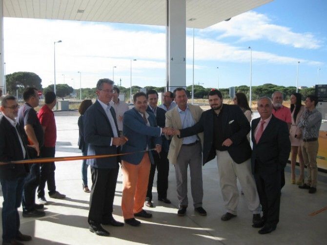 Comienza a funcionar una nueva gasolinera en la entrada de Punta Umbría