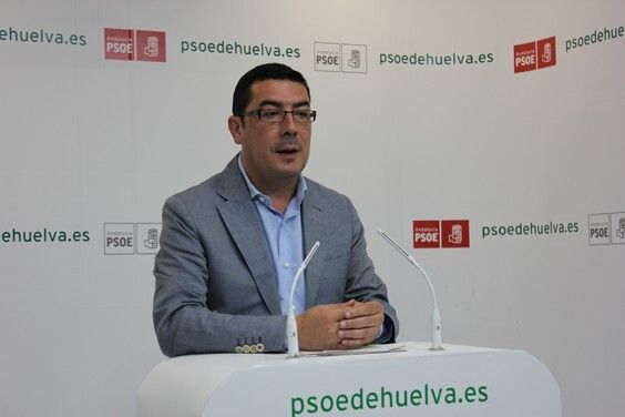 El PSOE tacha a Fátima Báñez de 'campeona de los despropósitos' por sus intervenciones