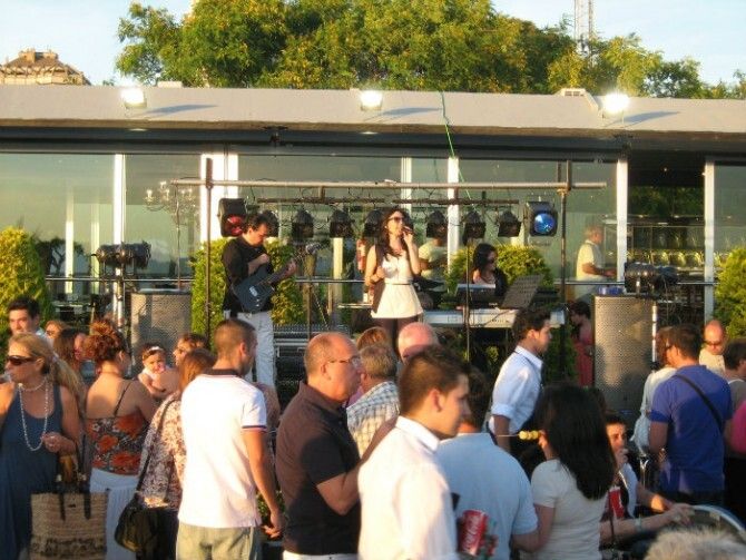 Cervecerías Bonilla inaugura un nuevo establecimiento en el Muelle de las Canoas