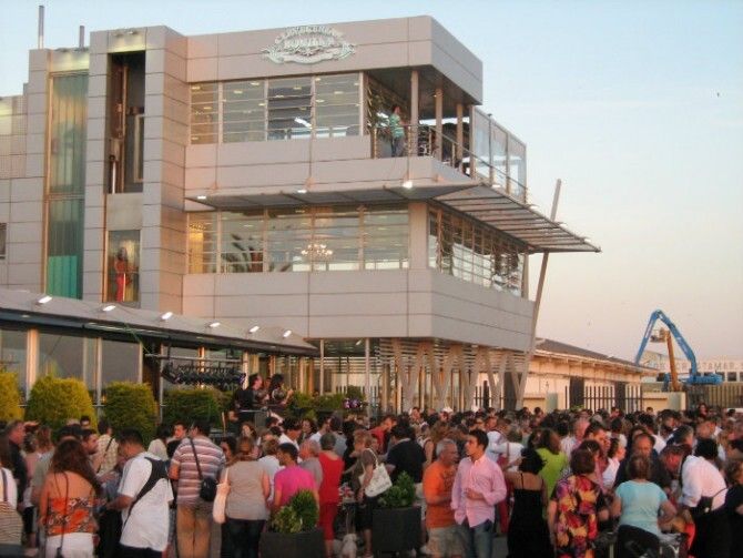 Cervecerías Bonilla inaugura un nuevo establecimiento en el Muelle de las Canoas