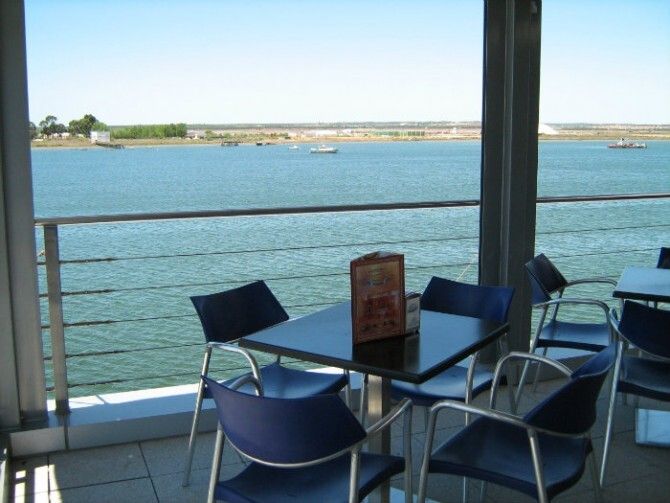 Cervecerías Bonilla inaugura un nuevo establecimiento en el Muelle de las Canoas