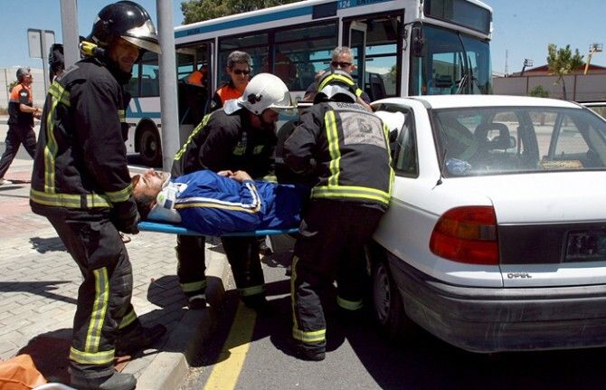 Los bomberos de Andalucía hacen de Huelva el escenario de sus prácticas