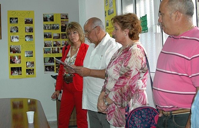 El Ayuntamiento felicita a Aonujer en su 21 cumpleaños